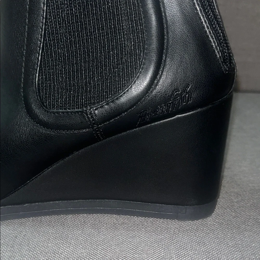 Blowfish Malibu Praline (Women's) Black Wedge Ankle Boots